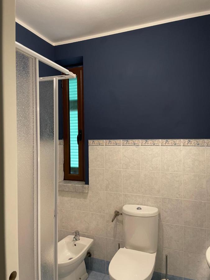 Accogliente Camera Singola Con Balcone A 500 Mt Dal Mare Marina Di Carrara Ngoại thất bức ảnh
